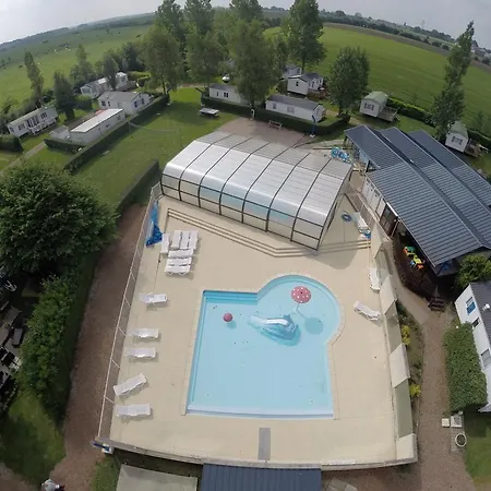 مكان تخييم Camping La Berquerie