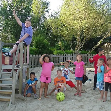 Camping La Berquerie Le Mesnil-Réaume