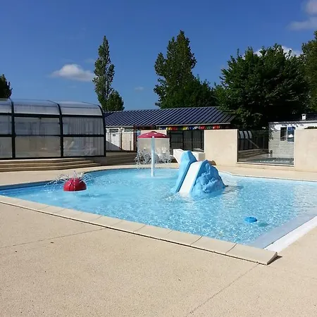 مكان تخييم Camping La Berquerie